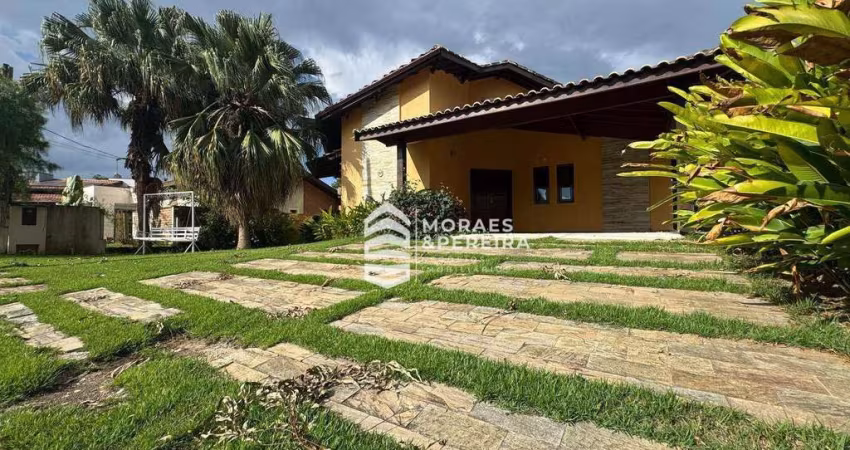 Casa com 3 dormitórios para alugar, 250 m² por R$ 6.700,00/mês - Socorro - Pindamonhangaba/SP