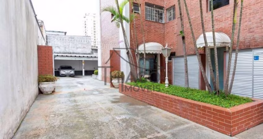 Apartamento para locação no Alto da Mooca, com 1 dormitório e 1 vaga de garagem, com fácil acesso a
