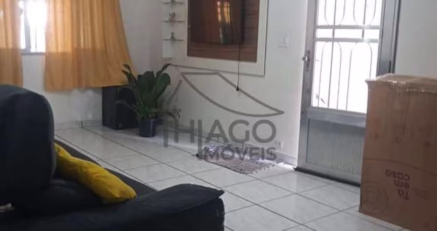 Casa térrea em Itaquera, de 300m², com 3 dormitórios, sendo 1 suíte, com fácil acesso ao Metrô Itaq
