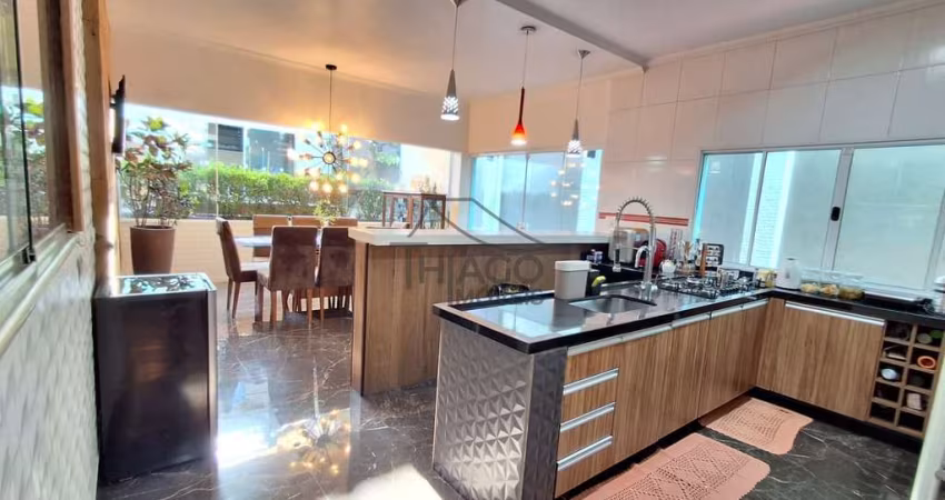 Sobrado de alto padrão com piscina, area gourmet, 3 dormitorios, duas vagas, à venda no bairro do B