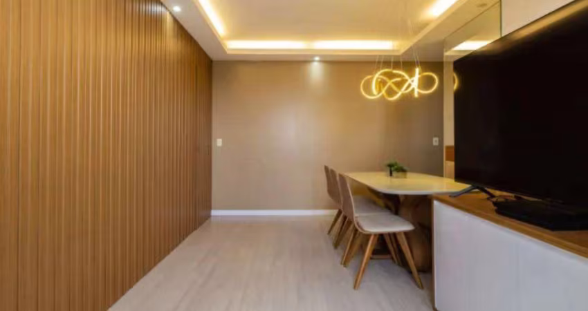 Apartamento - Padrão, para Venda em Curitiba/PR