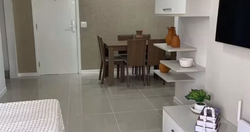 Apartamento - Padrão, para Venda em Curitiba/PR