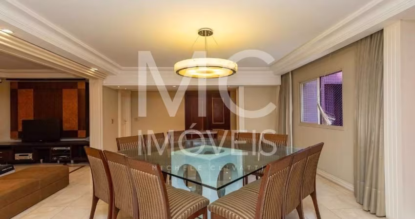 Um verdadeira casa suspensa! Apartamento com 433 m², 4 quartos sendo 4 suítes à venda no bairro Batel.