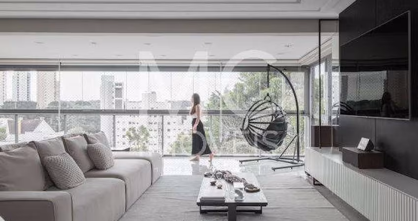 Apartamento com 235.0 m², à venda no bairro Mossunguê.