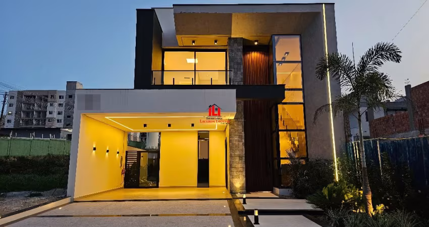 Residencial Estoril, duplex com 4 Suítes, Energia solar, Piscina iluminada e cascata, 267,41m²