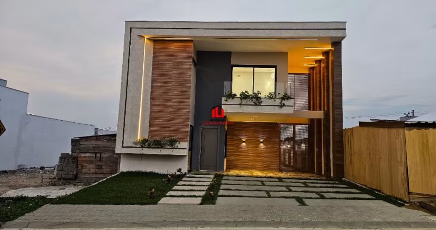Estoril, Casa com 4 quartos sendo 3 Suítes, 250m², Piscina iluminada e cascata, 4 vagas,Alto padrão