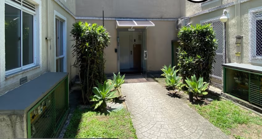 Apartamento em Jardim Primavera