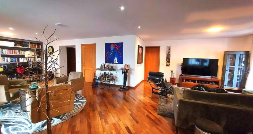 Apartamento à venda, 3 quartos, 2 suítes, 6 vagas, Santo Antônio - São Caetano do Sul/SP