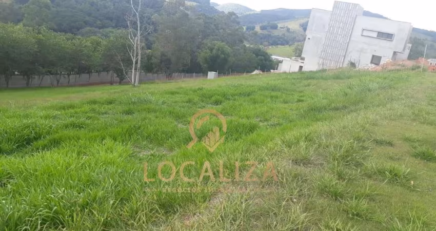 Terreno em Condomínio de Luxo à Venda em Jambeiro-SP, Bairro Tapanhão - 2.000m² de Área Privativa
