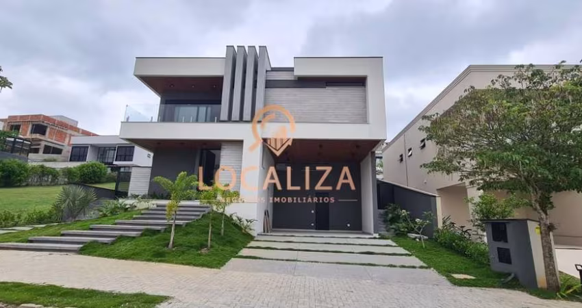 Casa de alto padrão à venda em condomínio de luxo em São José dos Campos-SP - 4 quartos, 4 suítes, 2 salas, 5 banheiros, 4 vagas, 440m².