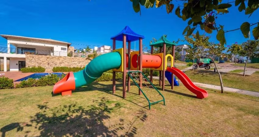 Terreno em condomínio fechado à venda no Loteamento Parque dos Alecrins, Campinas 