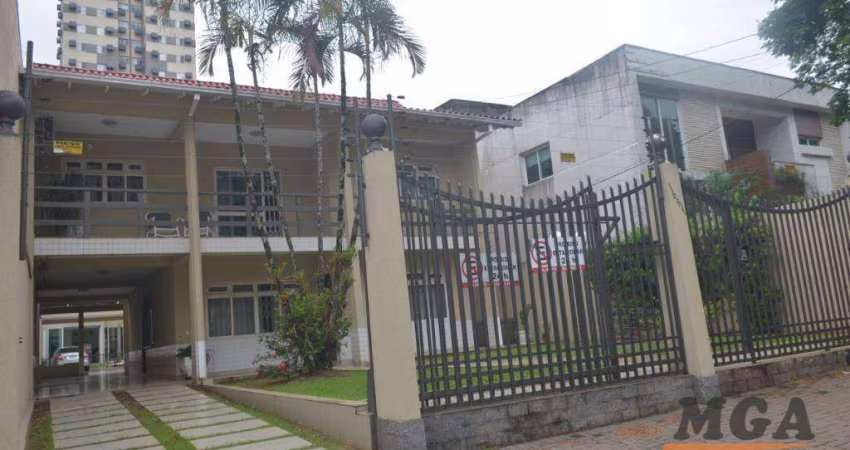 Sobrado com 4 dormitórios à venda, 522 m² por R$ 4.800.000,00 - Centro - Foz do Iguaçu/PR