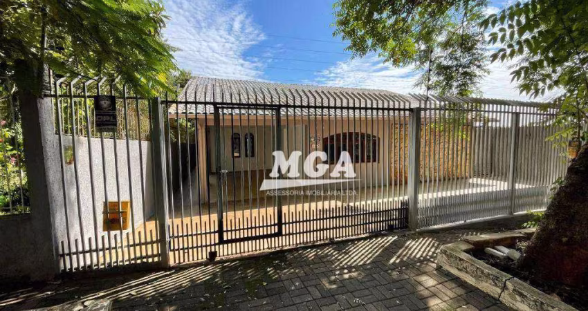Casa com 4 dormitórios à venda, 189 m² por R$ 750.000,00 - Centro - Foz do Iguaçu/PR
