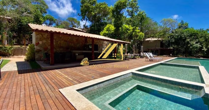 PRAIA DO FORTE EXCLUSIVE: Casa duplex finamente decorada e mobiliada: 3 quartos, lavabo, varanda com espaço gourmet e cozinha americana. Energia solar