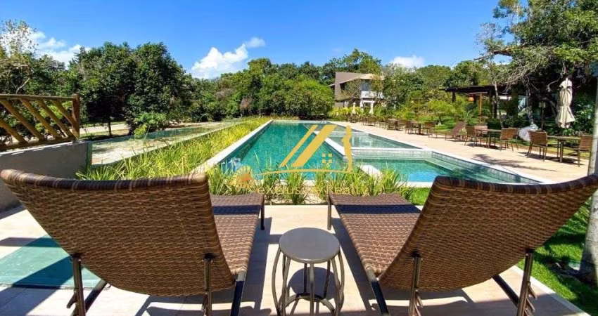 Casa Duplex no Condomínio Praia do Forte Exclusive. 3 quartos, 2 suítes, lavabo, varanda. Nova, do jeito que a construtora entregou. Piscina, fitness