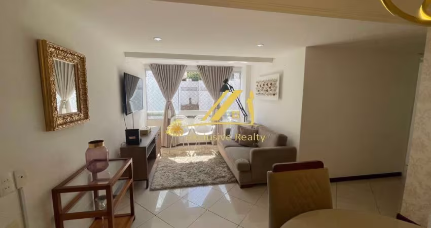 Apartamento charmoso 2 quartos, 1 suíte, escritório e banheiro de serviço. 75m2. 1 vaga de garagem. Na Rua Carlos Maron, no Candeal.