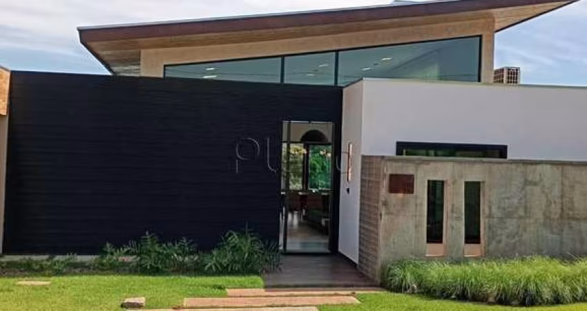 Casa à venda em Indaiatuba, com 5 quartos, com 420 m², Jardins do Golfe Residencial