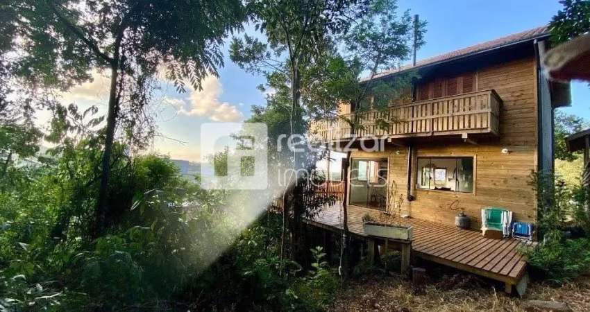 Casa com 3 quartos para alugar no Ribeirão da Ilha, Florianópolis 