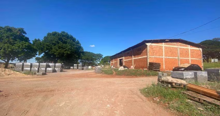 Barracão para alugar em Londrina, Cilo 3, com 2000 m²