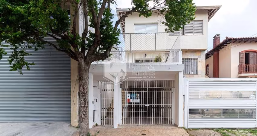 Casa tipo para venda com 5 quartos, sendo 1 suíte, 181m²