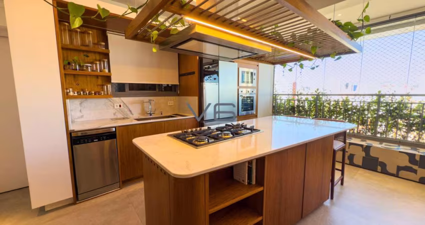 Belíssimo Apartamento de Alto Padrão 100% mobiliado com 102 m² Privativos, 2 vagas de garagem