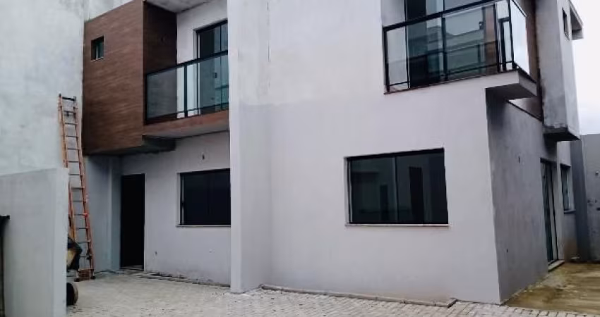 Sobrado Residencial / Alto Boqueirão