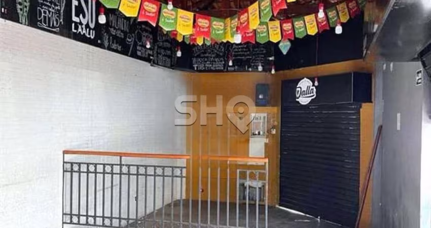 Prédio para alugar na Rua Luís Antônio dos Santos, 237, Santa Teresinha, São Paulo