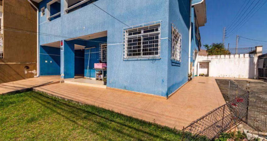 Sobrado com 4 dormitórios à venda, 230 m² por R$ 848.000,00 - Portão - Curitiba/PR