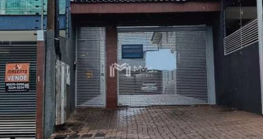 Sobrado à venda em Cascavel, Neva, com 2 quartos, com 132 m²