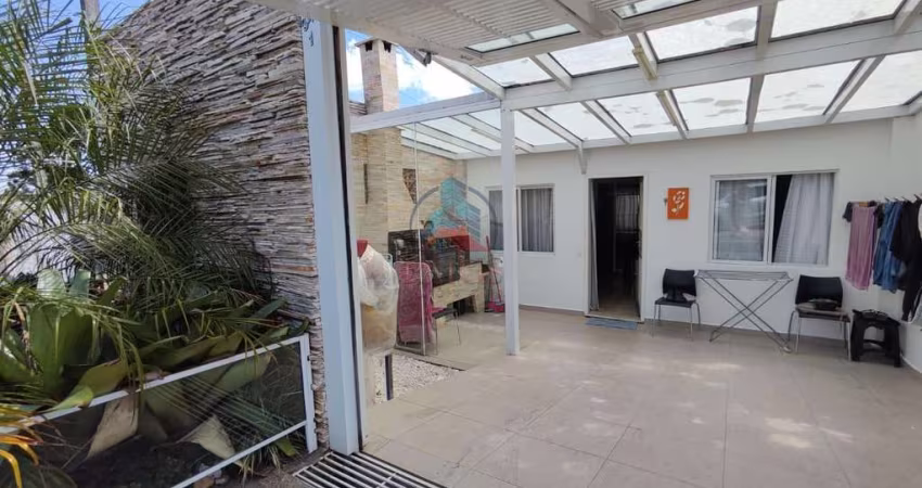 Casa para Venda em Fazenda Rio Grande, Iguaçu, 2 dormitórios, 1 banheiro, 1 vaga
