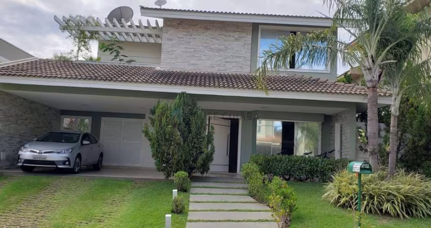 Vendo lindo Sobrado com 4 quartos - Florais Cuiabá
